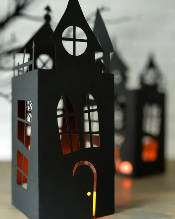 Another lantern to brighten up this eerie festivity! Bring bright smiles and gleaming grins to parties while celebrating the trick-or-treat festivity. It also adds a very artistic touch with intricate details to your house.