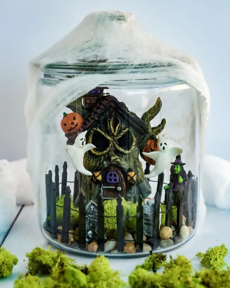 What better way to showcase a spooky haunted house in a small mini terrarium? Create a tiny, little magical world with mini characters inside their world. Watch as they come alive!
