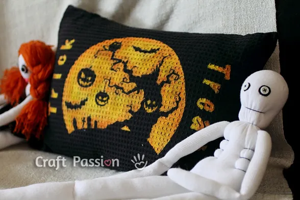 diy pillow cover for halloween