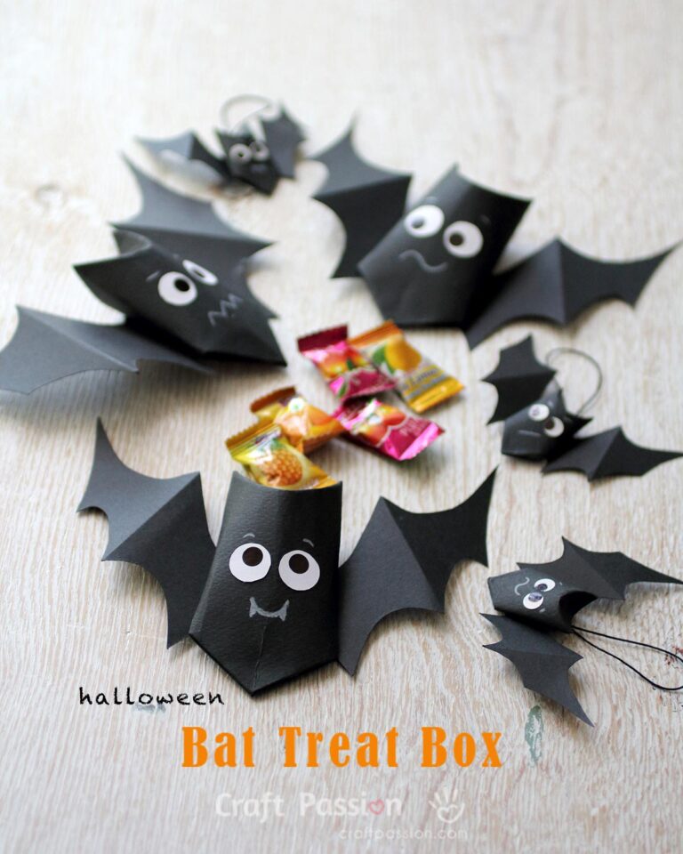 Make bat treat boxes with cute expressions using card stock or toilet paper roll. Fill up the Halloween Treat Bags with candies for trick-or-treating.