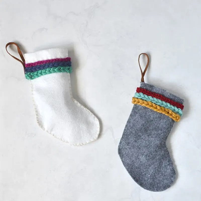 Check out this amazing stocking pattern made by Sisters What! This perfect project adds a dash of DIY glamour to your holiday decorations. Stitch up these little gems in a snap, and watch as your decor reaches new heights!