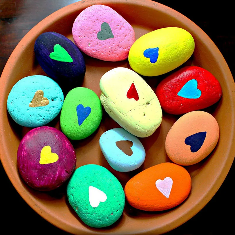 happy rocks beginner rock paintings