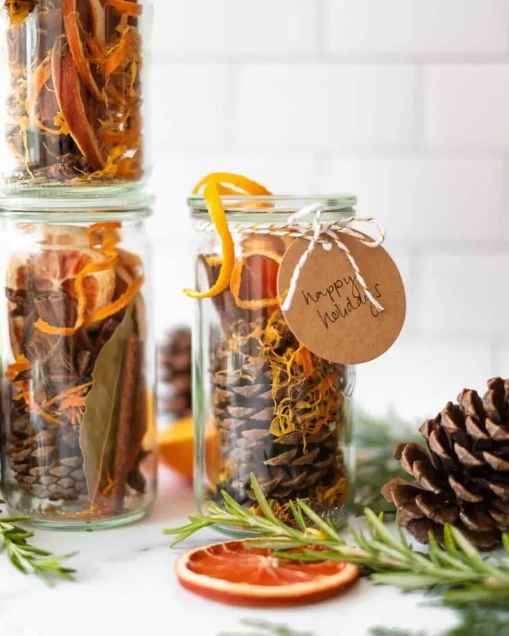 Check out this heartwarming homemade potpourri craft that is made with some dried flowers and spices. Nothing can go wrong with this craft because it makes your space smell amazing! It&rsquo;s a fun and easy way to create a special gift that will make Mom&rsquo;s heart sing with delight.