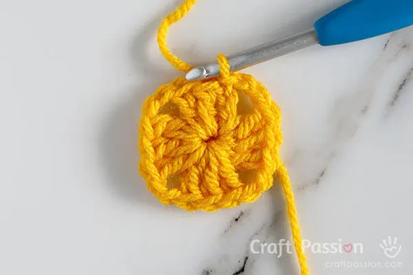 how to crochet granny square