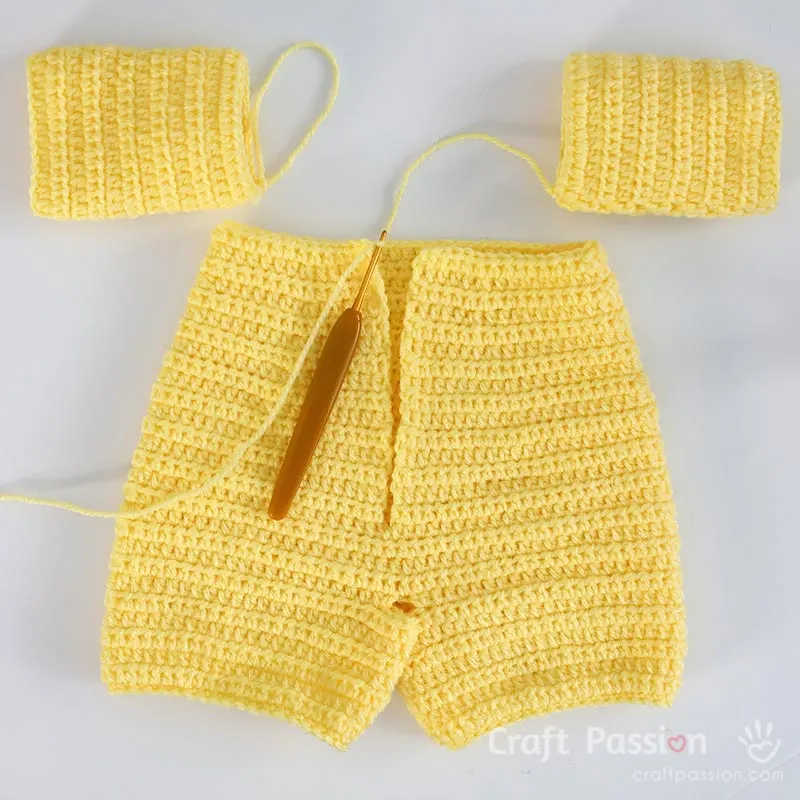 how to crochet pajamas for amigurumi