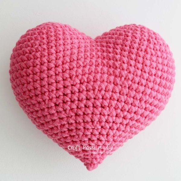 how to crochet amigurumi heart
Step 7: Finish the Tip