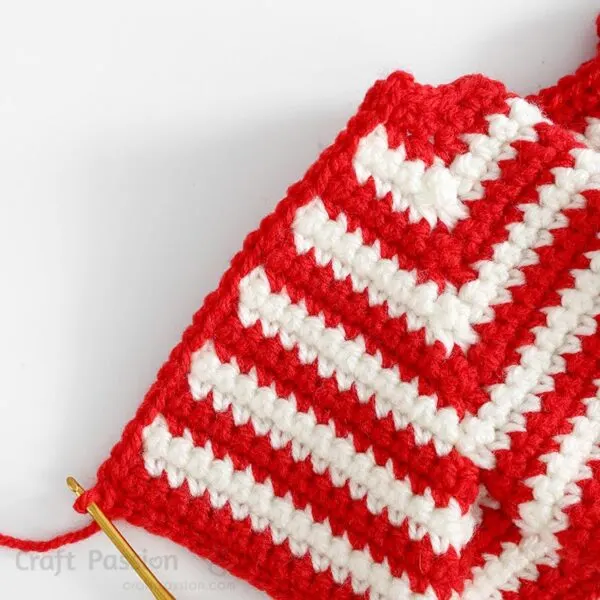 how to crochet top for amigurumi