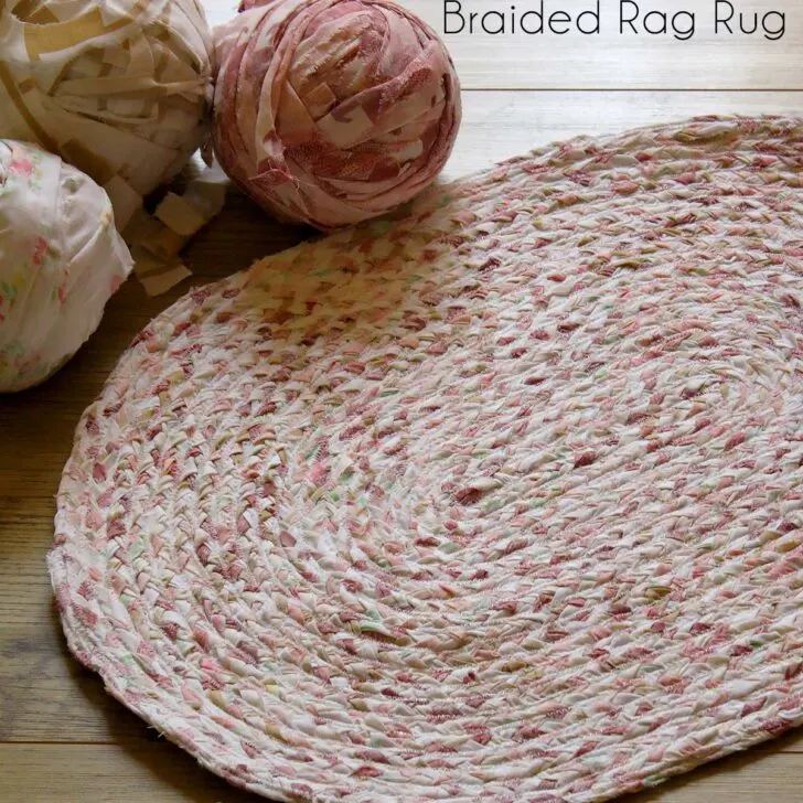 Learn how to sew a braided rag rug from old bed sheets. A good way to recycle old bed sheets and make a durable rag rug for use.