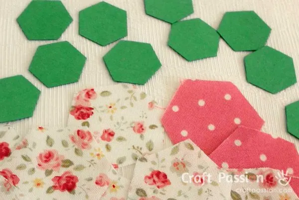 hexagon english paper piecing quilt