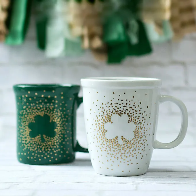 The Irish are notable for their beverages. We can&rsquo;t miss out on these adorable Irish Coffee Mugs that are just perfect for the holidays. All you need are gold and green markers, and you&rsquo;re all set!&nbsp;