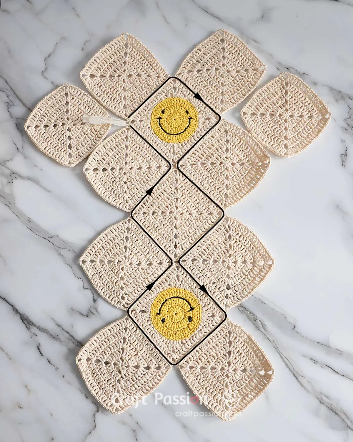 how to join granny square bag