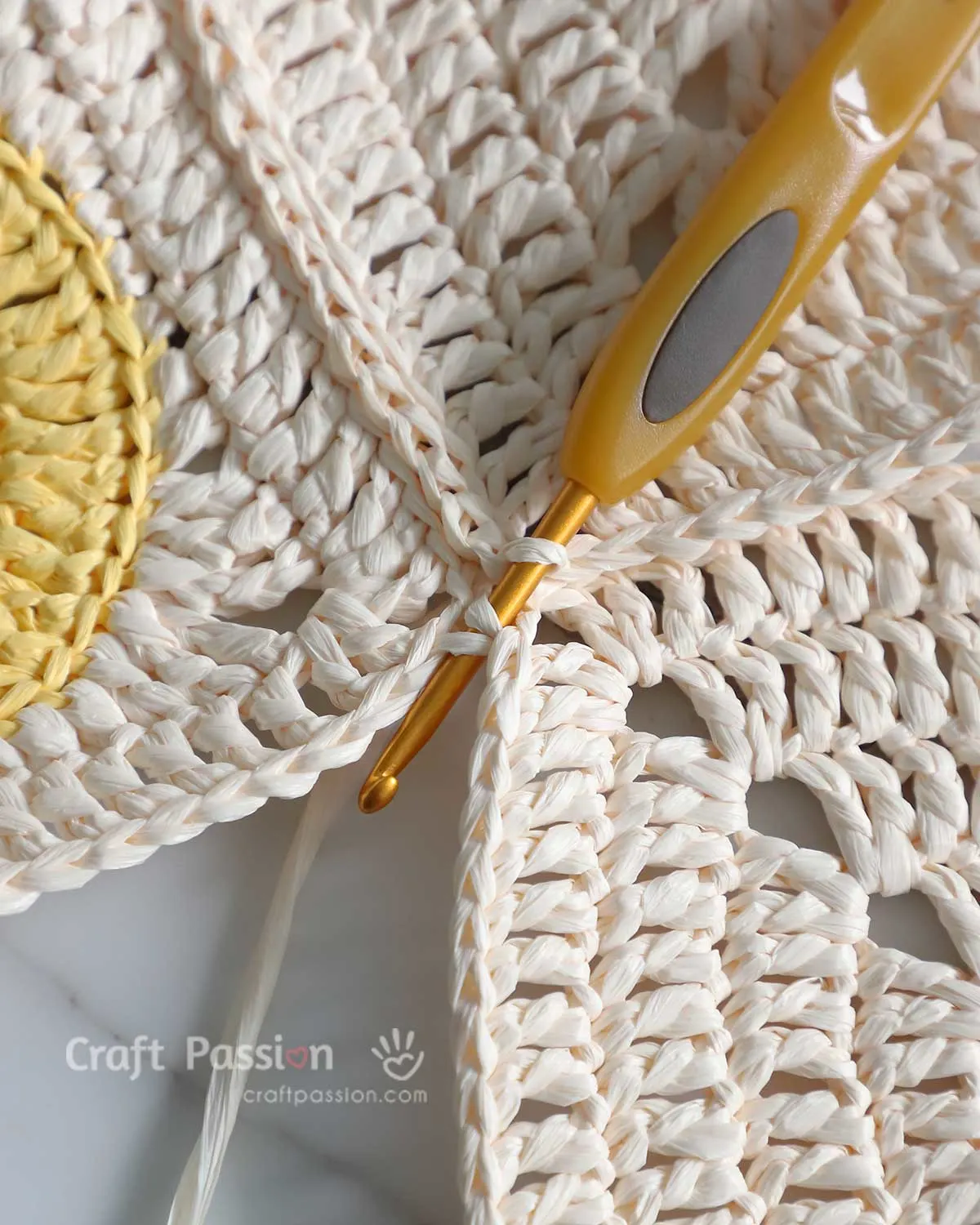 how to join granny square