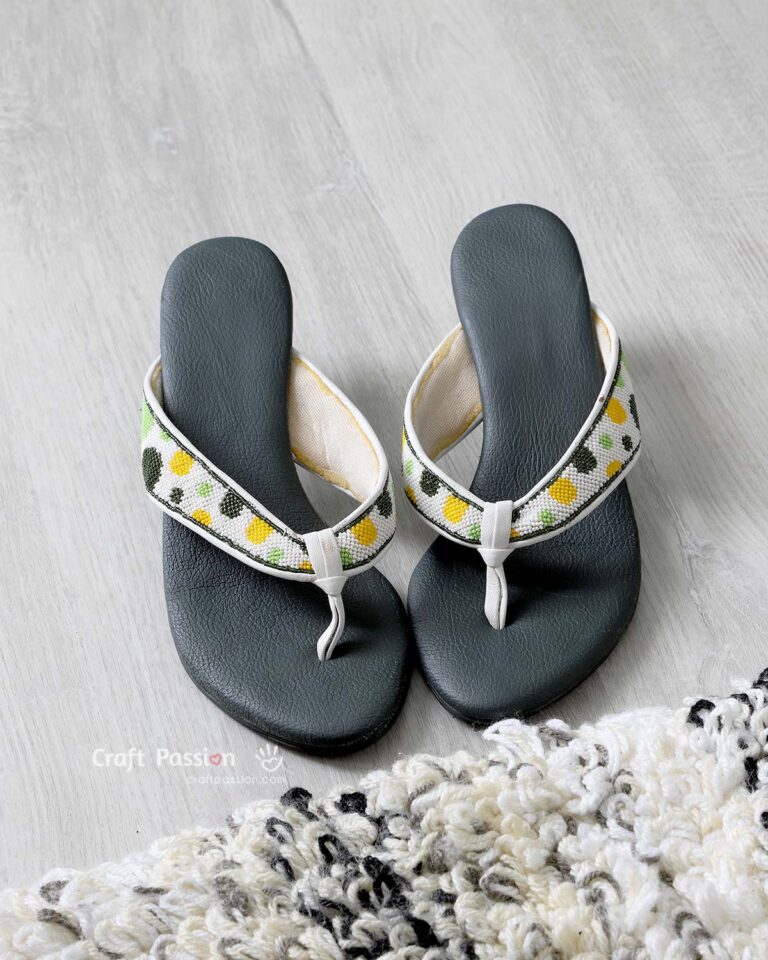 modern thong mule kasut manek