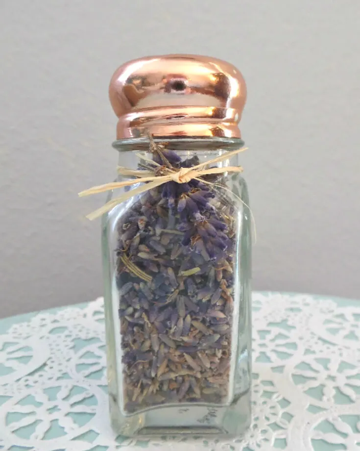 Repurpose salt and pepper shakers into fragrance diffusers with this quick and easy tutorial by My Thrift Store Addiction. Fill your home with your favorite essential oil scents with this budget-friendly project for relaxing and calming evenings .
