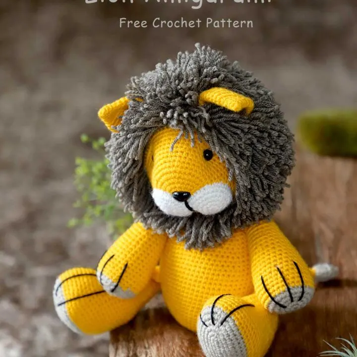 crochet lion stuffed animal