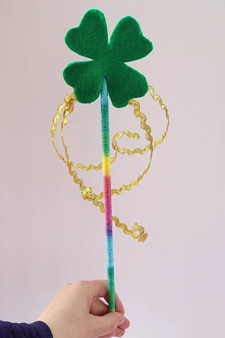 Check out this cute lucky rainbow fairy wands that would be a great project to do with your kids and toddlers for this occasion. Here&rsquo;s a pro tip, instead of using a gradient rainbow yarn, try using froot loops to make the wands edible!