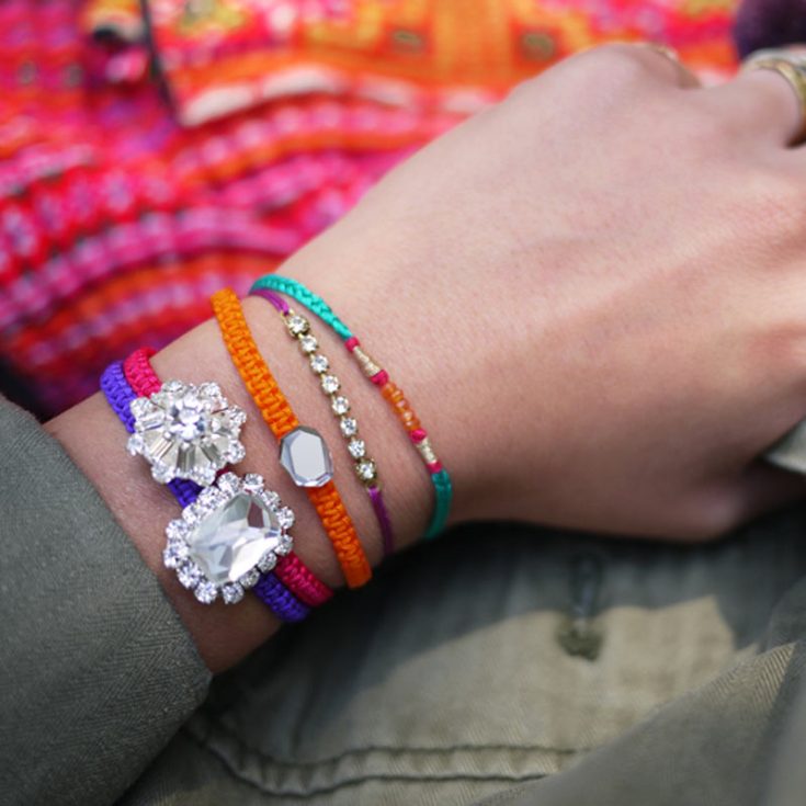 Bring some bling into your outfit with this macrame rhinestone bracelet. Gather your extra rhinestone pieces and buttons to incorporate into these diy bracelets. The bigger the rhinestones, the bigger the flair!