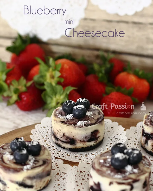 mini blueberry cheesecake