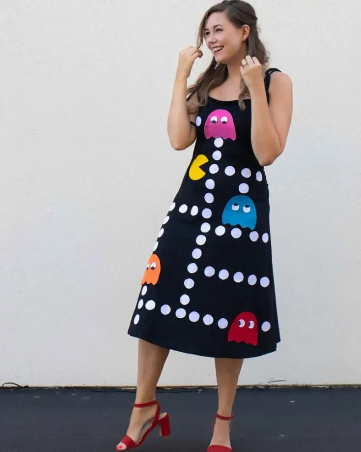 Munch your way through all the candy and treats this Halloween. Get ready to embrace the retro arcade fun embodied in this Pac-Man costume! It's time to level up your fun this Halloween.