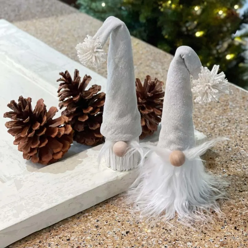 Got some old paintbrushes that are dried with paint you just can&rsquo;t seem to clean? With their bristly beards and quirky design, these paintbrush gnomes are the perfect way to give them new life!
