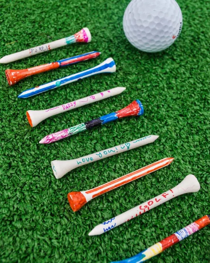 Is golfing your Dad&rsquo;s favorite hobby? Why not show your interest in his ideal sport with these colorful Sharpie golf tees that will surely put a smile on his face. Personalize and design them however you&rsquo;d like, even adding tiny secret love messages to show him your love and appreciation.