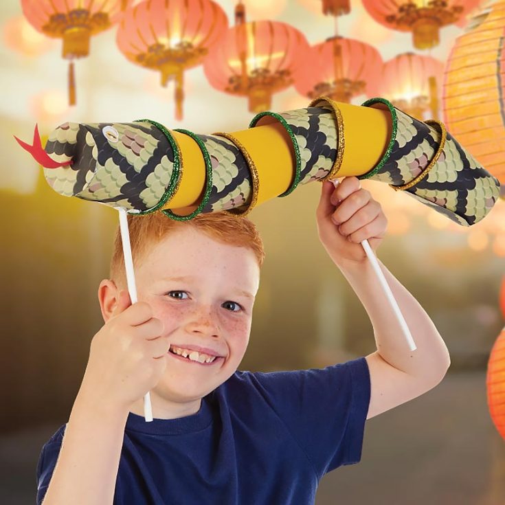 Sss... The snake is one of the zodiac animals in the zodiac calendar. It is only fitting that you have this Paper Cup Snake for the Chinese New Year. It uses paper, so materials should not be difficult to source.