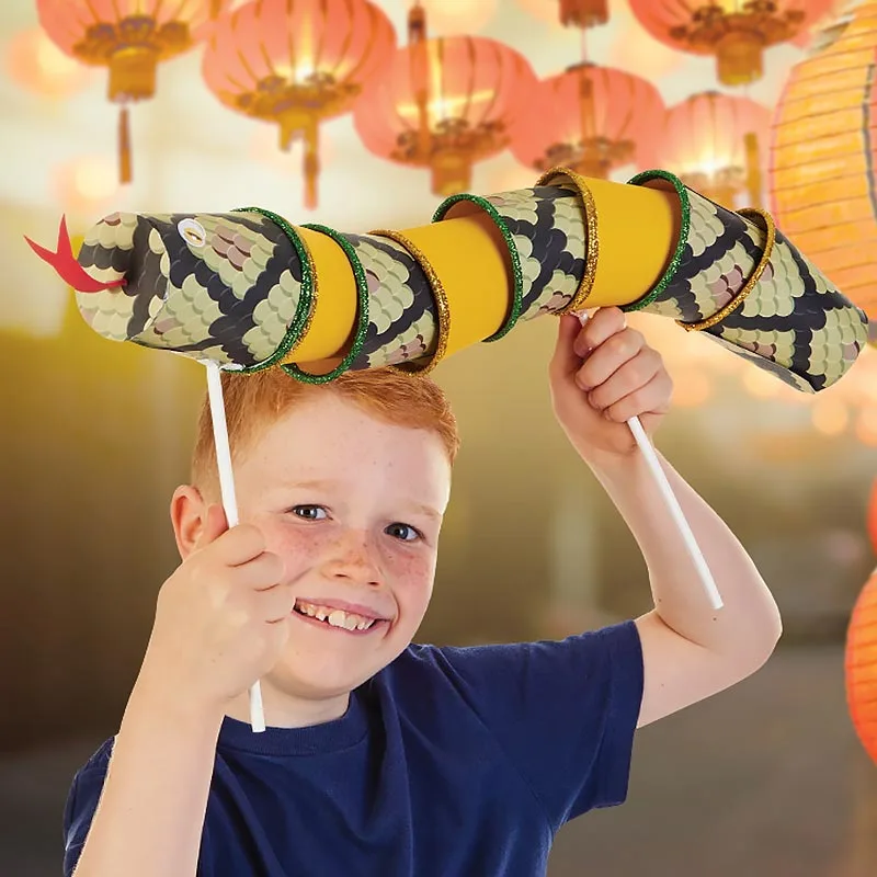 Sss... The snake is one of the zodiac animals in the zodiac calendar. It is only fitting that you have this Paper Cup Snake for the Chinese New Year. It uses paper, so materials should not be difficult to source.