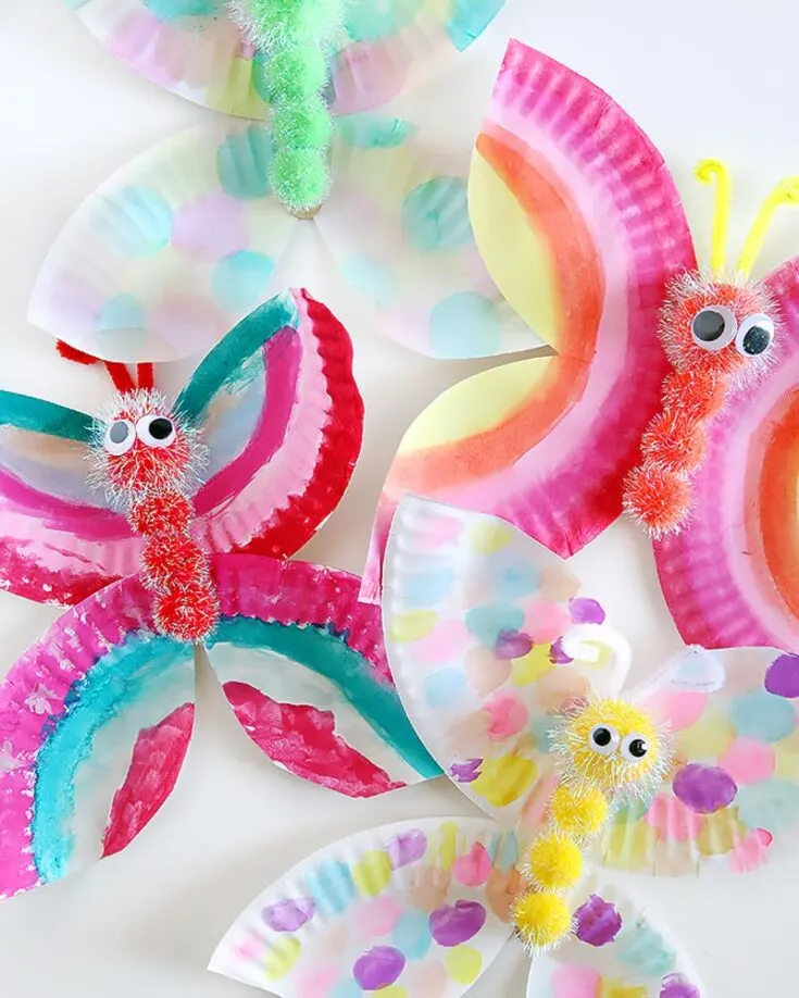 Heads up! Here's another butterfly project for the little ones. They use paper plates cut out to form different colors and patterns your kids can draw on.