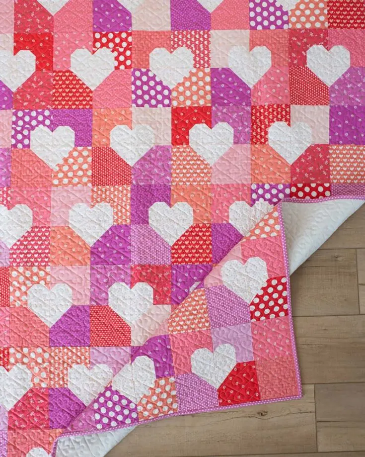Finally on the list of purchasable heart quilt patterns is this lovely and sweet design. It&rsquo;s a scrap, stash, layer-cake, charm-square, and fat-quarter-friendly pattern. Not to mention this PDF also comes with easy-to-follow instructions and 3 quilt size options.&nbsp;