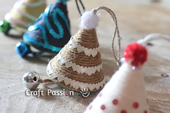 yarn wrap christmas tree