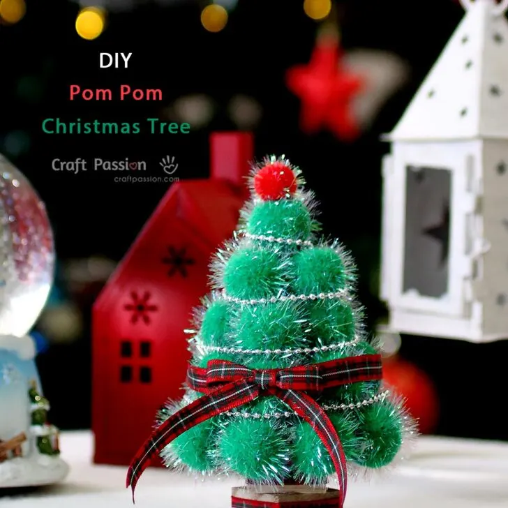 DIY Pom Pom Christmas Tree