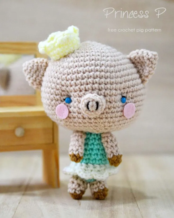 crochet pig pattern