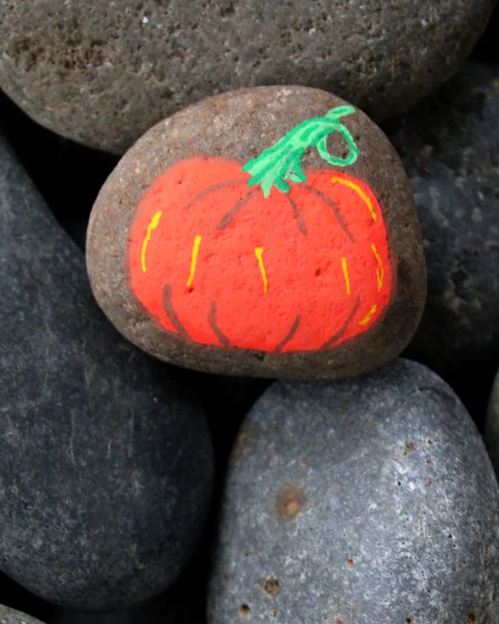 how to make pumpkin painted rock