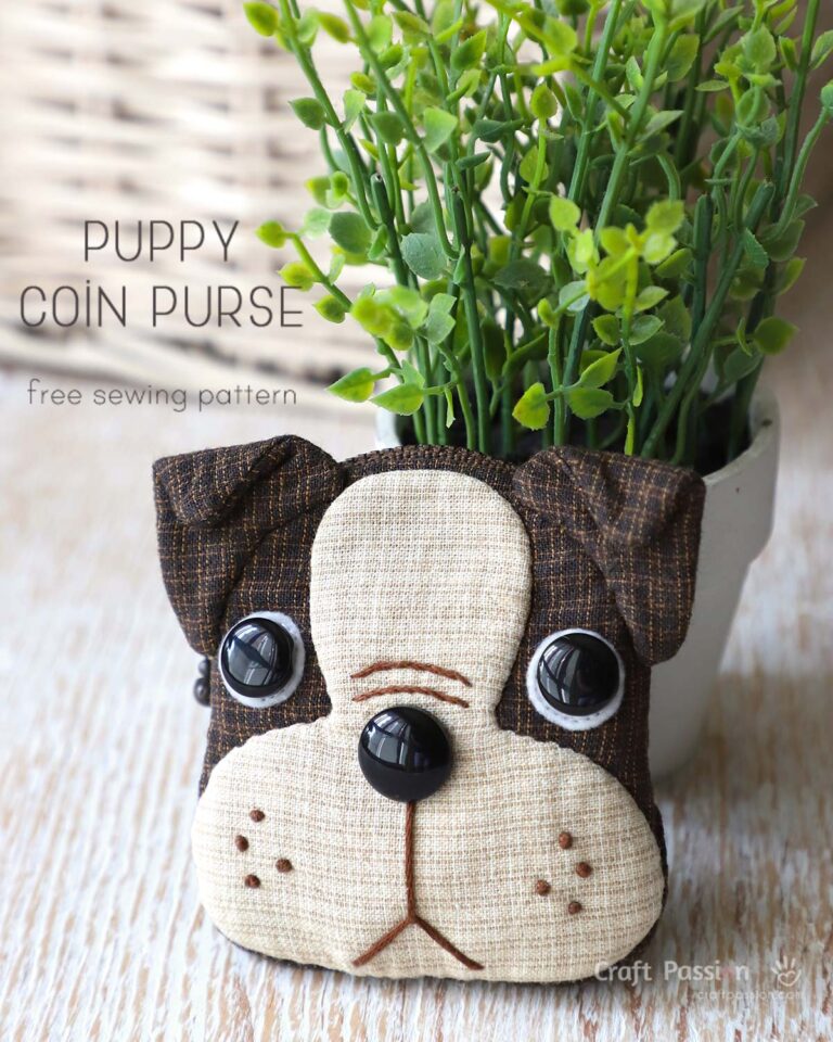 Get a free sewing pattern for a cute Boston Terrier-inspired Puppy Purse. Include printable template & detailed instructions with step-by-step photos.