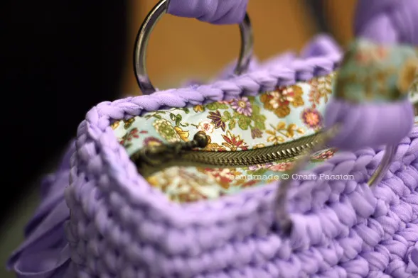 crochet bag with zipper