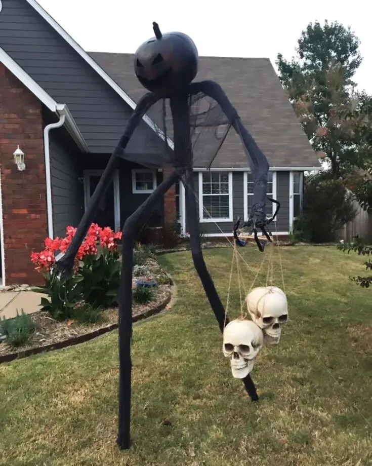 Conjure up a tall and terrifying monster with this tutorial! Using some old PVC pipes, you can create a monster that will attract curious onlookers or scare them away!