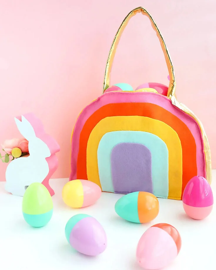 Now that we have our eggs ready, you can pair up the Sakura eggs with this rainbow Easter bucket! Besides eggs, you can also fill them with amazing treats that would be perfect for gift-giving this Easter.&nbsp;