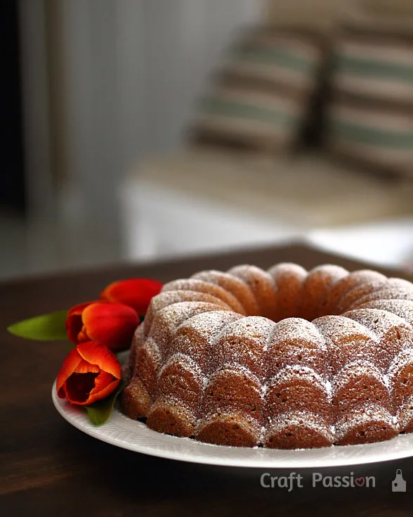 This delicious pandan poppy seed butter cake is light, fragrant, and infused with pandan flavor, along with a delightful crunch from the poppy seeds.