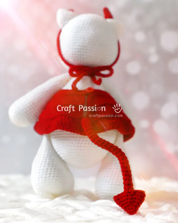crochet devil tail