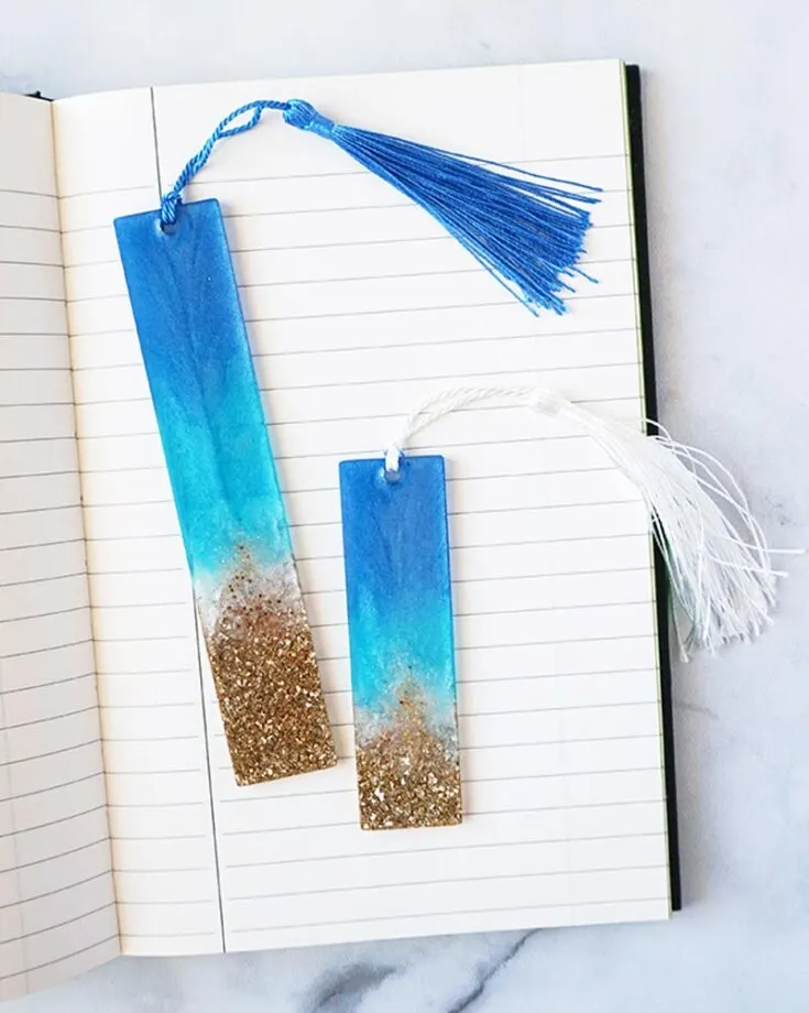 Save a spot in your books, and don't miss a page with these beach-inspired resin craft bookmarks. They're a delight to make and an even greater delight to use!