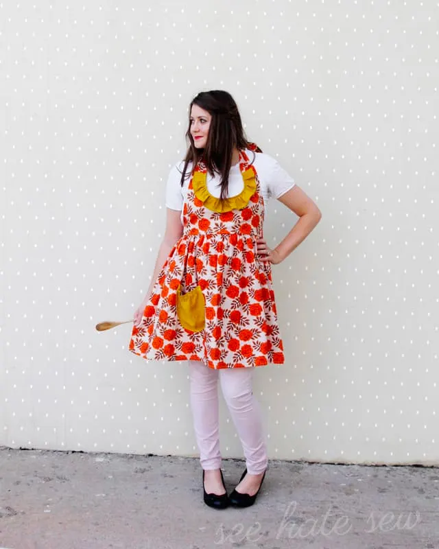 Here's a ruffled apron pattern to spice up your apron design! Flourished with ruffles at the collar and a small front pocket, this apron will make you feel confident and stylish as you cook or bake.
