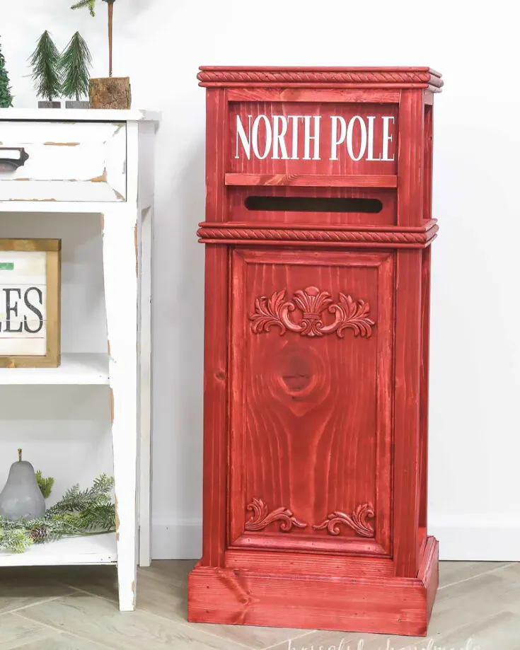 Time for some DIY holiday decorations that will add the feeling of the North Pole to your house! Kati from Houseful of Handmade teaches us to make a Santa mailbox that delivers letters to the North Pole!