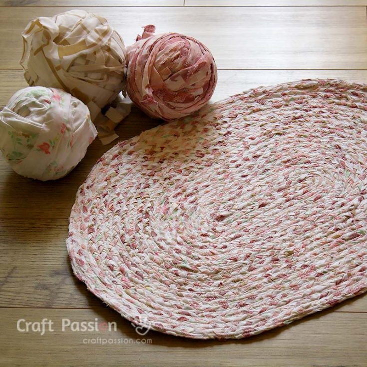 If you have some old bedsheets that are no longer usable, give this braided rag rug a try! This can also be made with any type of thinner cloth scraps. Just cut them into strips, braid and sew into the rug of your dreams.