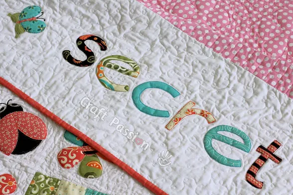 Free alphabet appliqu&eacute; patterns & tutorial for "Secret Garden" Quilt. Complete the Secret Garden Quilt with&nbsp;this secret garden appliqu&eacute; font.