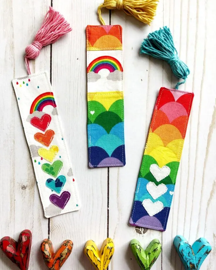 Is your Momma a bookworm? Impress her with your crafting skills this Mother&rsquo;s Day with a fantastic handmade tasseled fabric bookmark! Kids can transform regular fabric scraps into colorful patterns for the bookmark that is adorned with playful tassels to add a fun charm to Mom&rsquo;s reading adventures.