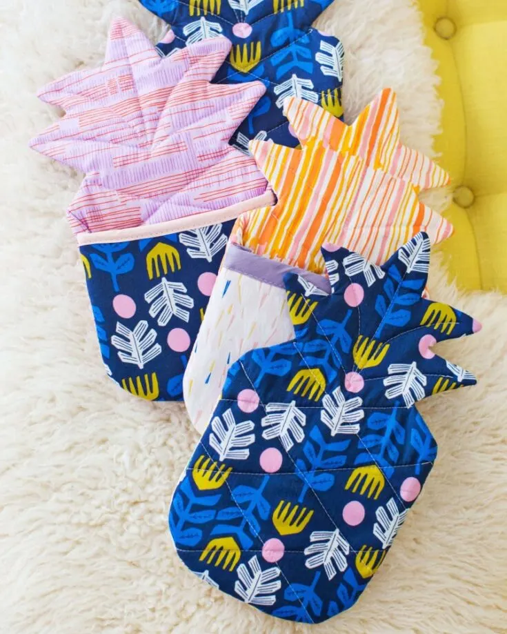 If your Mom loves to spend time in the kitchen to whip up snacks and meals for the family, show up on Mother&rsquo;s Day with these fruity pineapple oven mitts! This design is more appropriate for adults as it requires a bit of sewing, but you can also tag your kids along to make some simple yet unique for your mama bear.