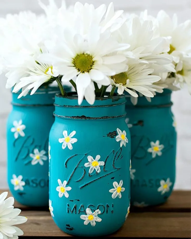 Prepare for spring by making some jars. Now that flowers can bloom plant some flowers into your jar and watch them flourish. This makes a good spring break activity to engage your kids in. Give them a go!