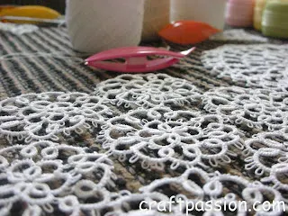 tatting