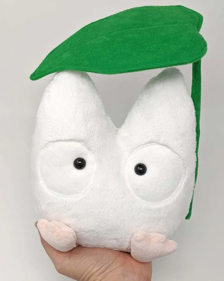 Are you a fan of Totoro? This free sewing pattern lets you make chibi totoro of your very own. He stands at about 7.5 inches tall, so he is quite big, but you can size this up or down however you like. Complete the plushie with a leaf umbrella that will keep him dry when it rains.