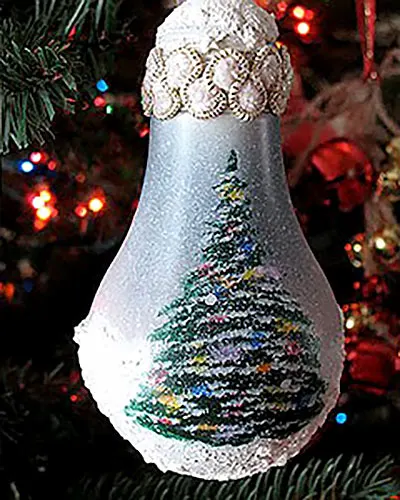 Get the beautiful DIY Light Bulb Christmas Ornaments tutorial here to make tree ornament for the Christmas Tree.